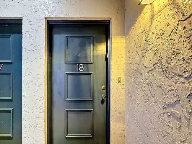 Foto del edificio - 4405 W Fair Oaks Ave