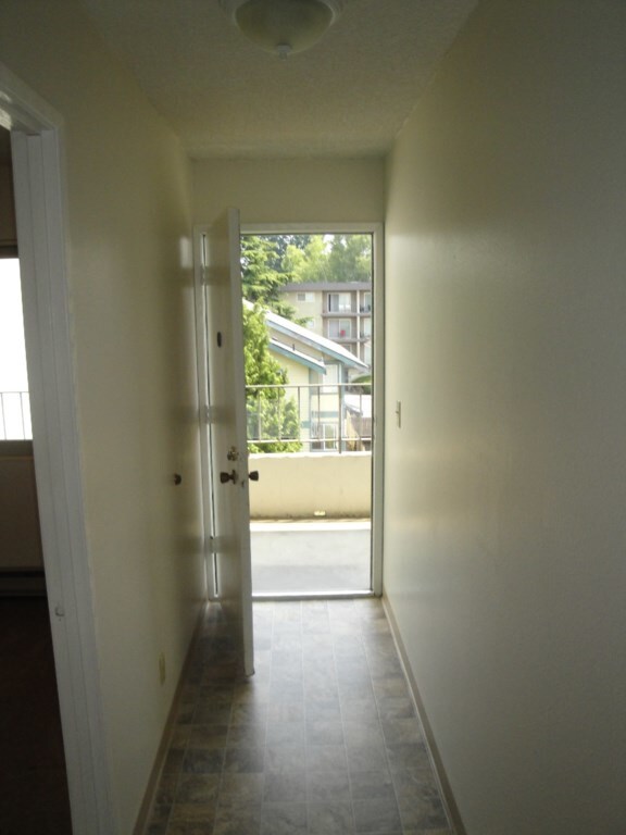 Foto del edificio - 5200 University Way NE