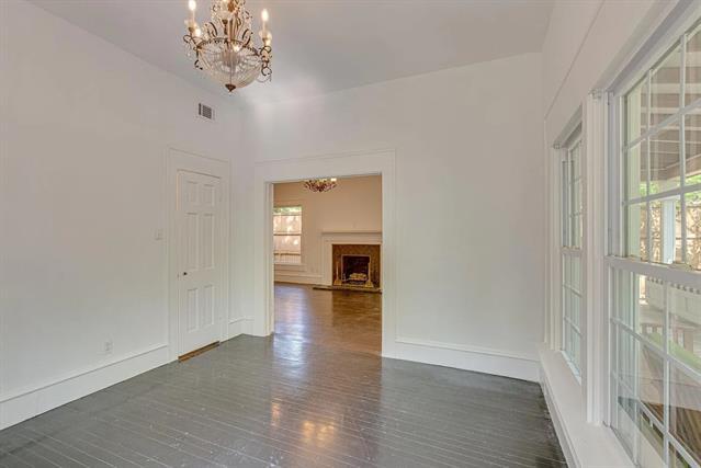 Building Photo - 419 Paulus Ave