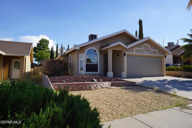 Building Photo - 11712 Balladeer Ave