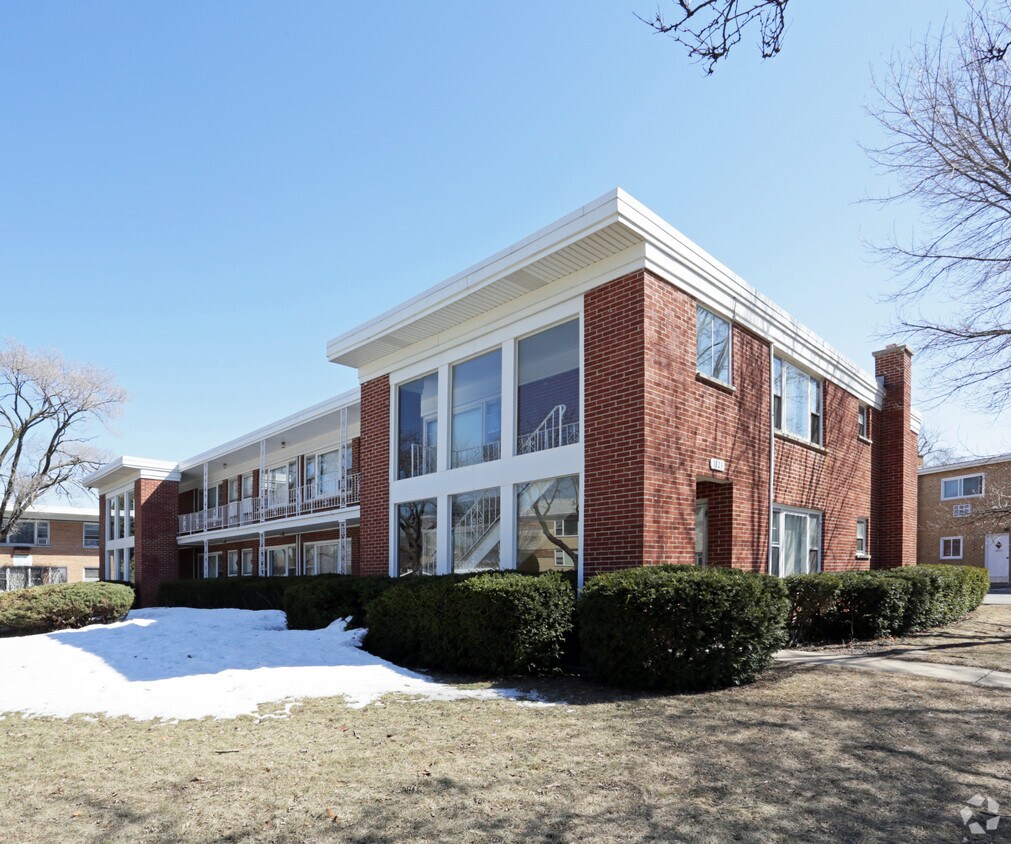 1123 David Dr, Bensenville, IL 60106 Apartments in Bensenville, IL