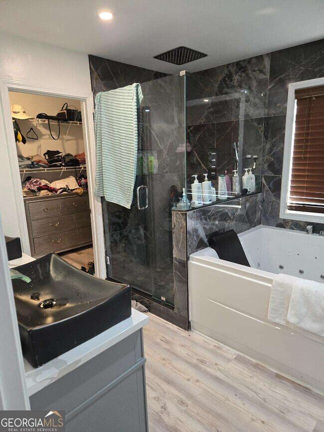 Building Photo - 3432 Sandwedge Ct