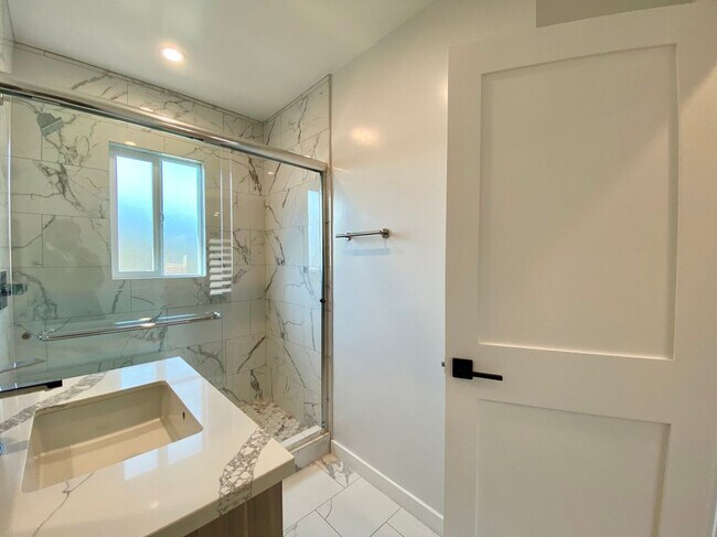 Foto del edificio - 3207 W 3rd, #1