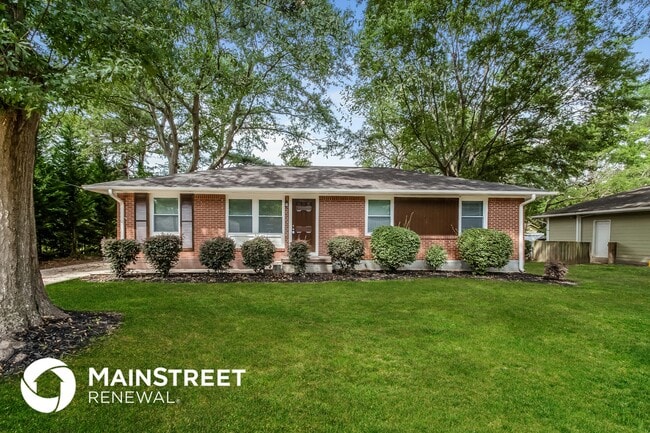 Building Photo - 742 King Rd