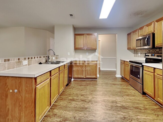 Foto del edificio - 5146 Torrey Ln