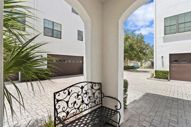 Foto del edificio - 224 S Audubon Ave
