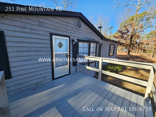 Building Photo - 251 Pine Mountain RD | $1295 | 3 beds 2 baths