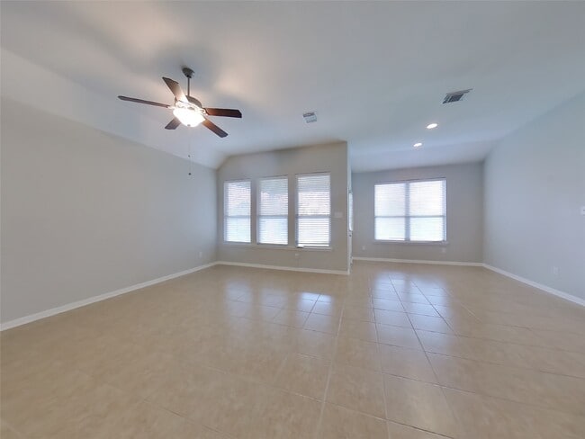 Foto del edificio - 410 Heatherton Hill Dr