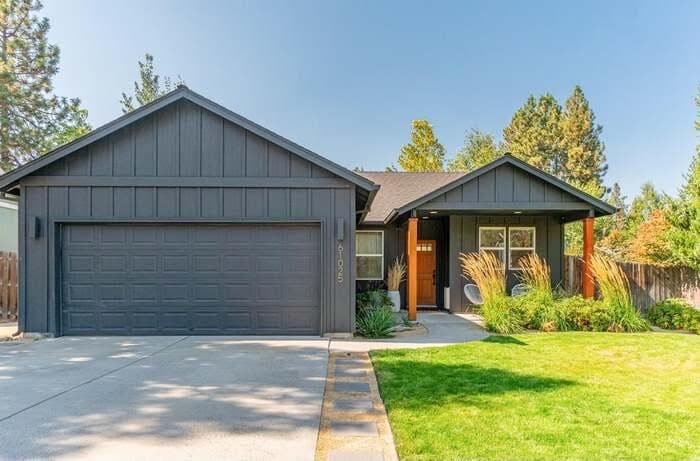 Primary Photo - 61025 Lodgepole Dr