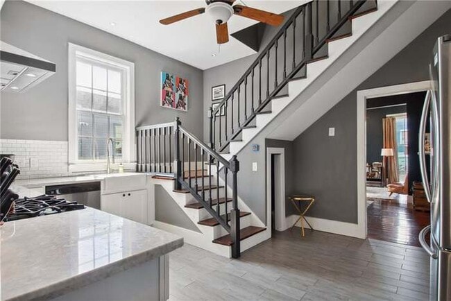 Building Photo - 2409 D'Abadie St