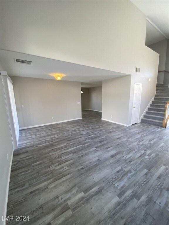 Foto del edificio - 8242 W Rochelle Ave
