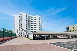 Building Photo - 1050 Longboat Club Rd