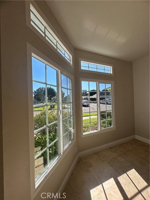 Foto del edificio - 28265 Paseo El Siena