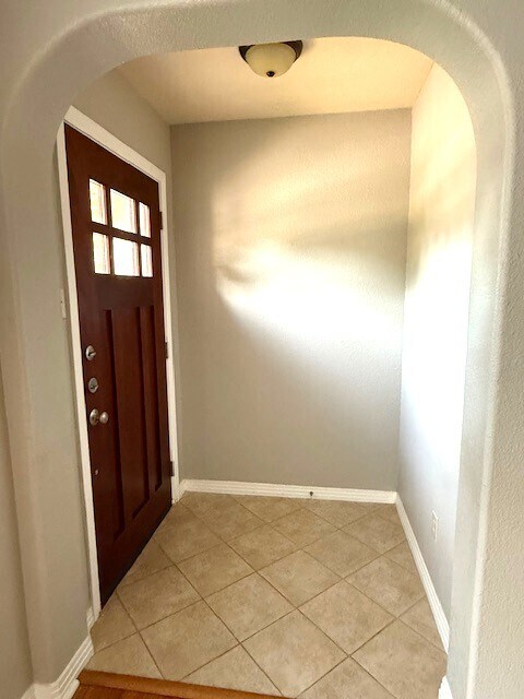 Foto del edificio - 13604 Caldwell Dr