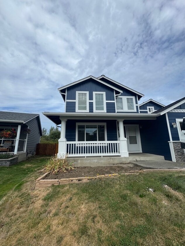Foto del edificio - Beautiful 4Bd 2.5Ba home in Blaine!