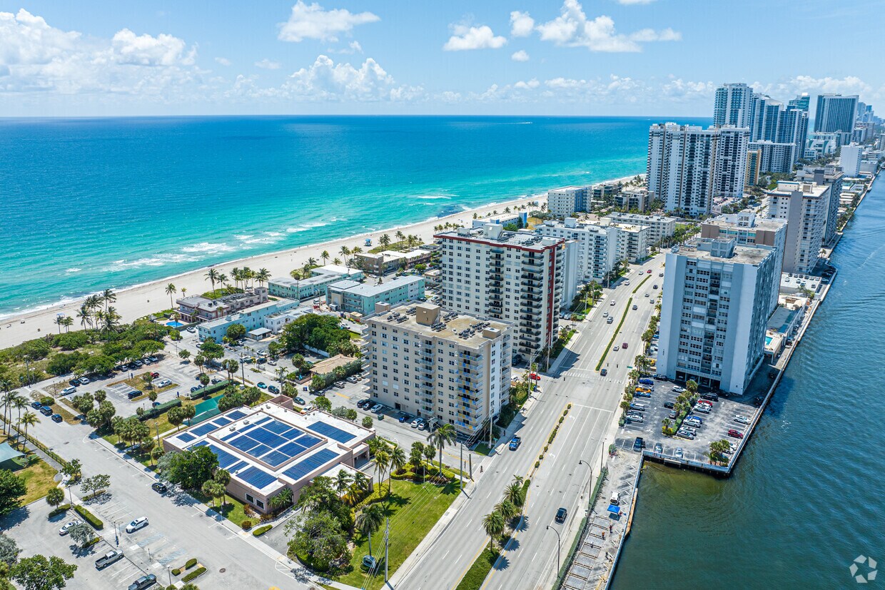 Contexto - Hillcrest East Number 26