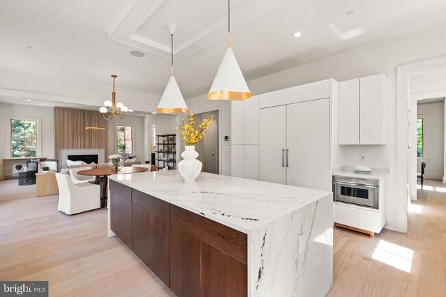 Foto del edificio - 5022 Cathedral Ave NW