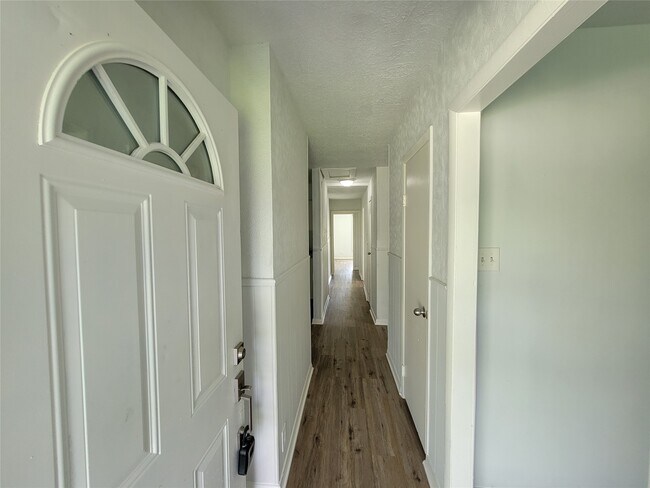 Foto del edificio - 830 Becker St