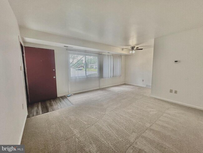 Building Photo - 908 Taney Ave