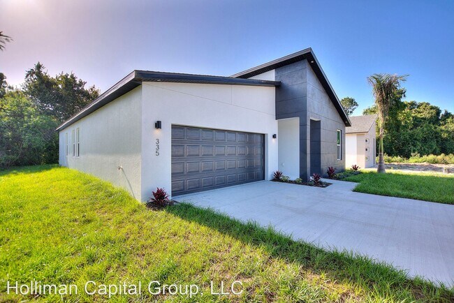 Foto del edificio - 4 br, 2 bath House - 212 Newcastle Court