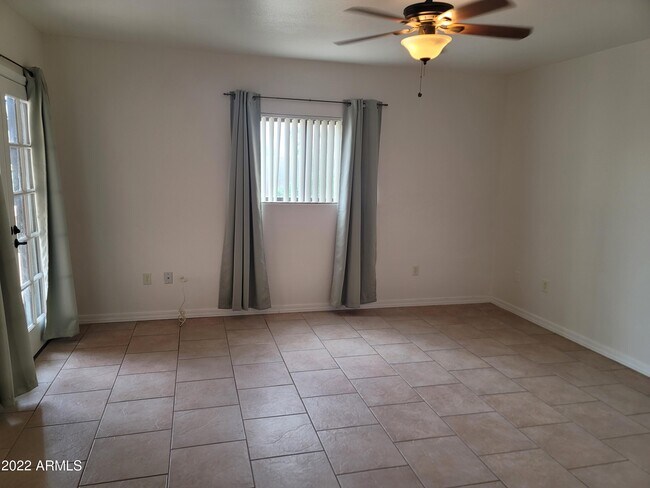 Building Photo - 14047 N Edgeworth Dr