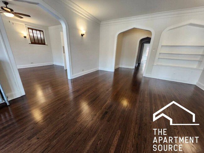 Foto del edificio - 1159 E 52nd St