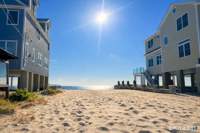 Foto del edificio - 54 Milesfield Ave