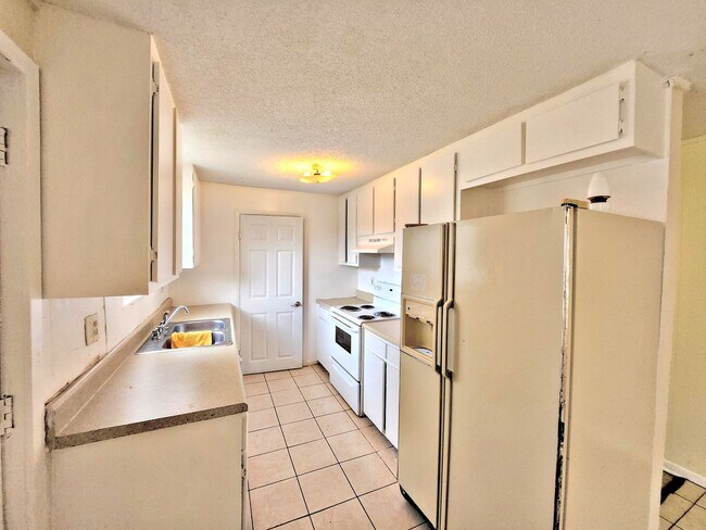 Foto del edificio - HOUSE FOR RENT - NW DECATUR