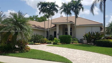 Building Photo - 405 Sabal Way