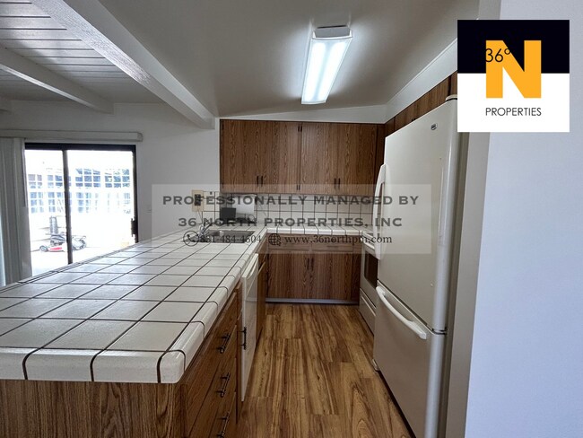Building Photo - Charming 3 Bed/2 Bath Home with Bonus Room...