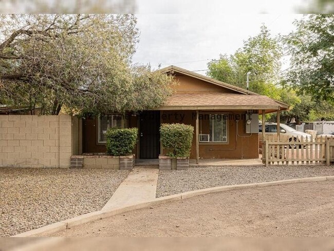 Building Photo - 7513 N 61st Ave