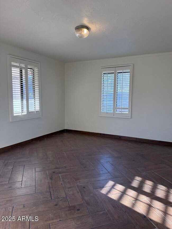 Foto del edificio - 3721 N 12th St
