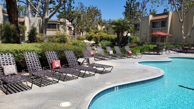 Building Photo - Pacific Woods Apartment Homes