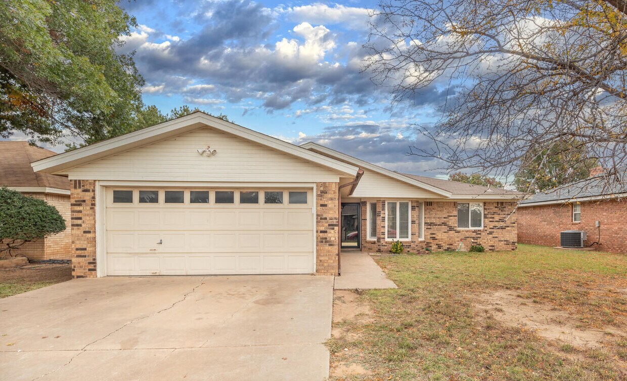 Foto principal - 5618 95th St