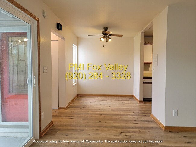 Foto del edificio - Newly Refurbished 2-Bed, 1.5-Bath Condo Oshkosh