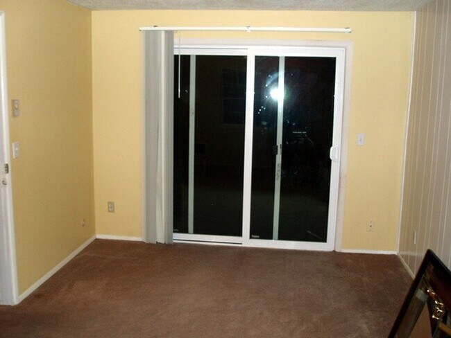 Foto del edificio - Spacious SW Portland Ranch Style Home!