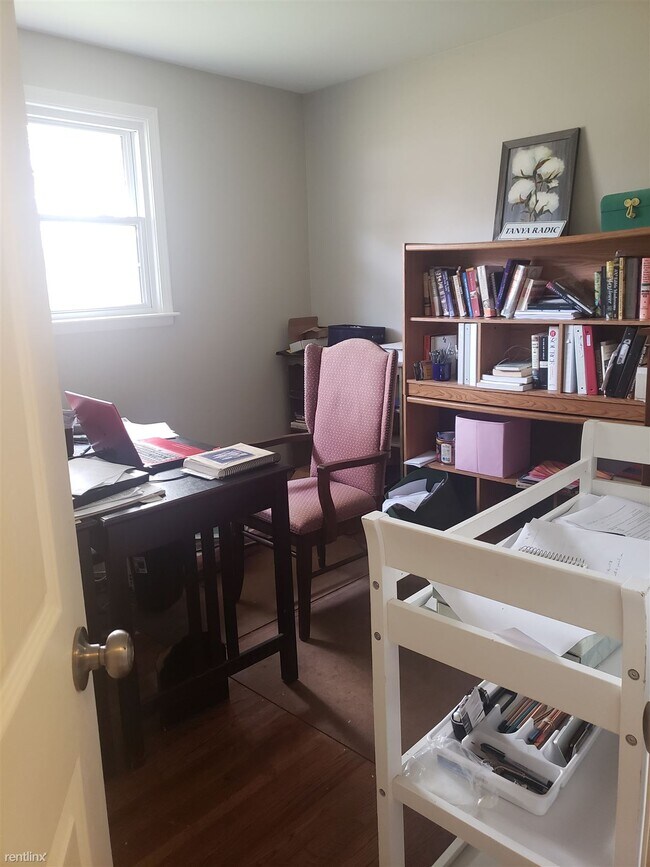 Foto del edificio - 4 br, 2 bath House - 105 McArthur Drive