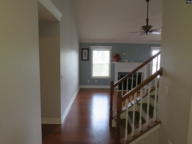 Foto del edificio - 209 Riverbirch Rd