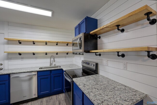 Foto del edificio - 2903 Elmore Rd SW