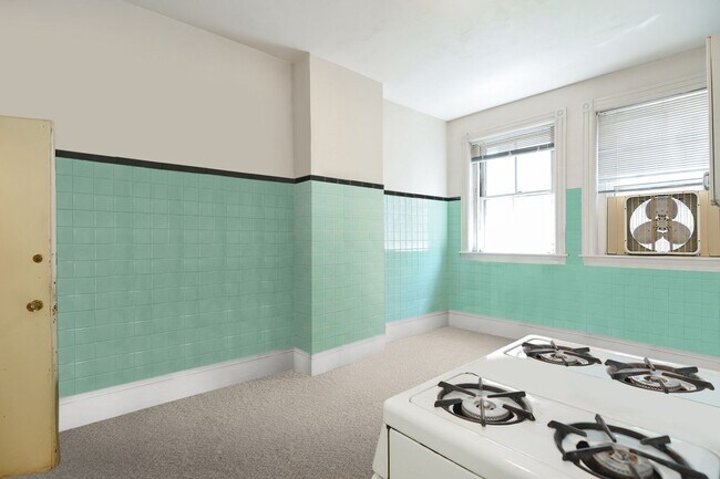 Foto del edificio - 4-Bed - Park Ave. & Beacon St. FENWAY 01-O...
