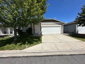 Building Photo - 7465 Hinton Dr