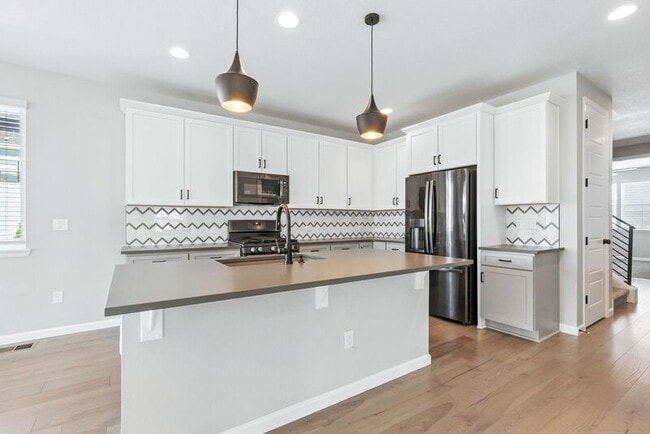 Building Photo - 9191 Rio Lado St