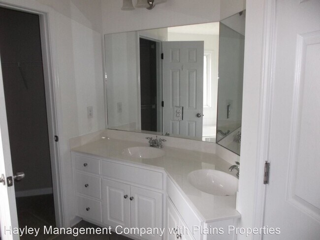 Foto del edificio - 3 br, 2 bath House - 106 Oak Park Drive