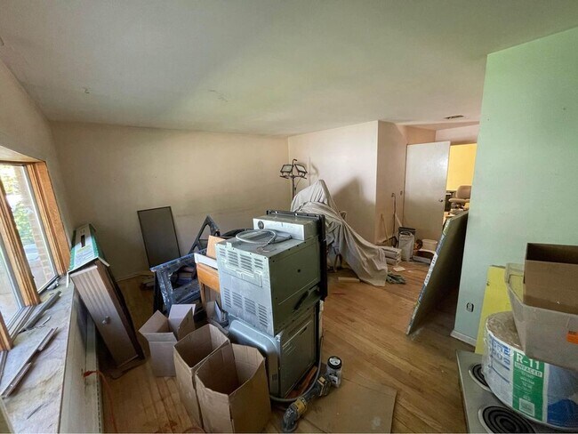New flooring and paint soon - 1505 Steensland Dr