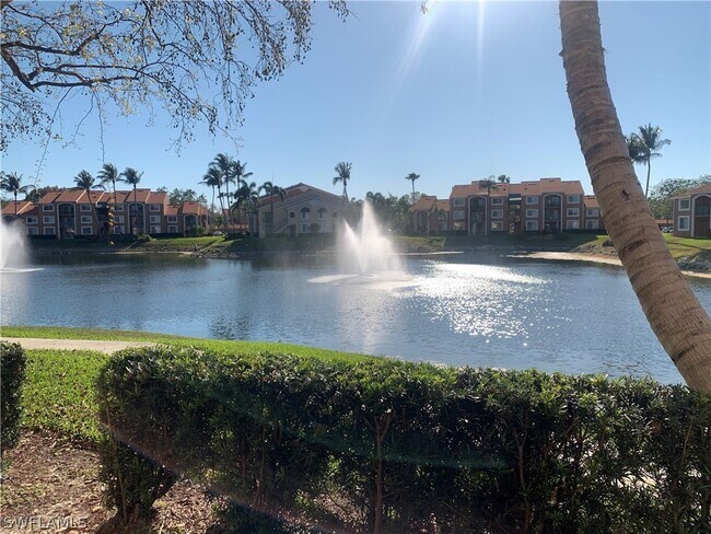 Building Photo - 1275 Wildwood Lakes Blvd