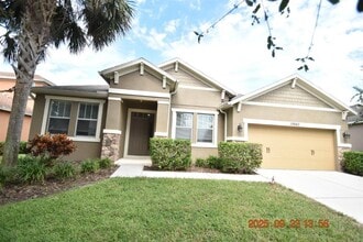 Building Photo - 15660 Starling Water Dr