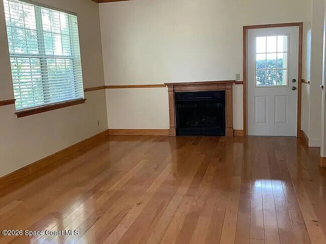 Foto del edificio - 760 Wintergreen Ln