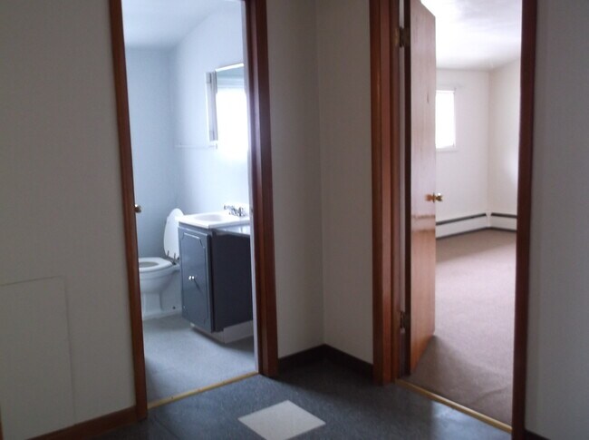 Foto del edificio - 3109 Hall St