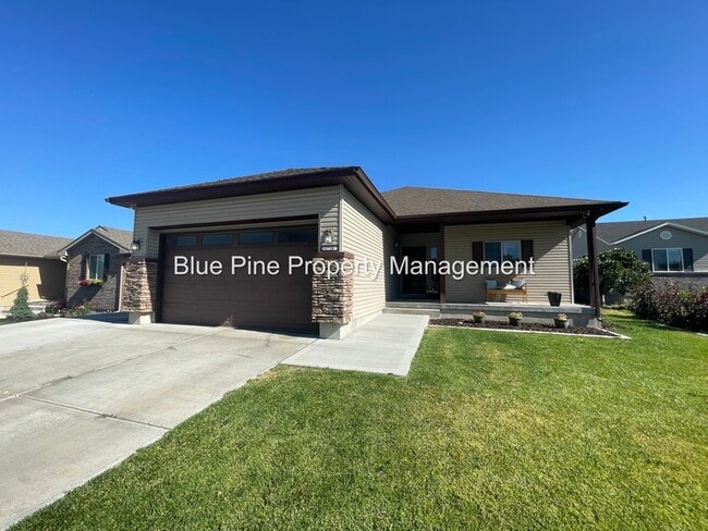 Building Photo - 2720 Doris Cir