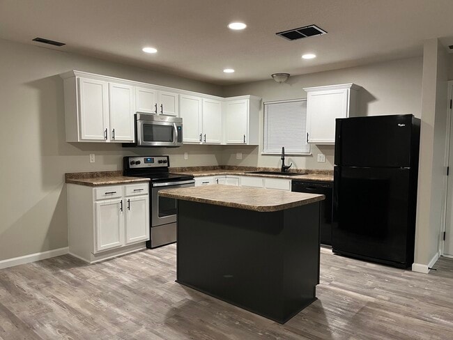 Building Photo - 1141 Cornerstone Ln